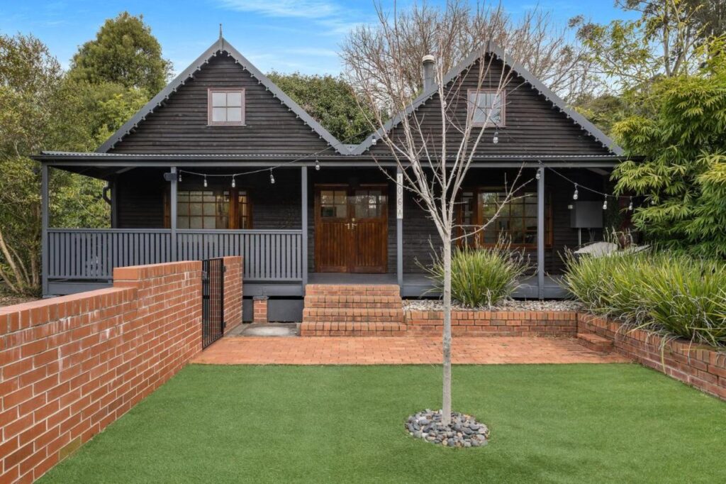 Twin Peaks Kangaroo Valley