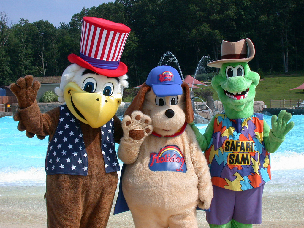 Holiday World mascots