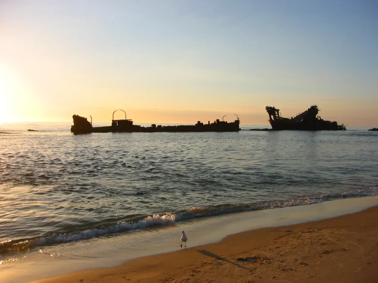 7 Best Places to Eat on Moreton Island