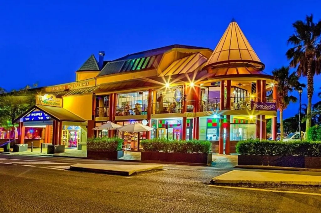 Ettalong-Beach-Tourist